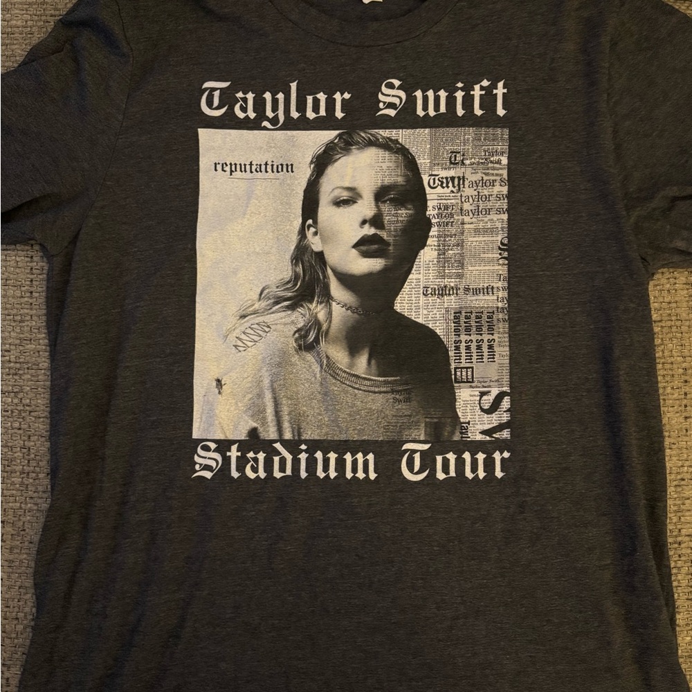 Reputation Stadium Tour T-Shirt